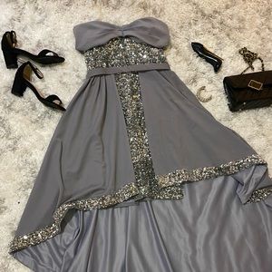 Sequin gray dress with long tail
